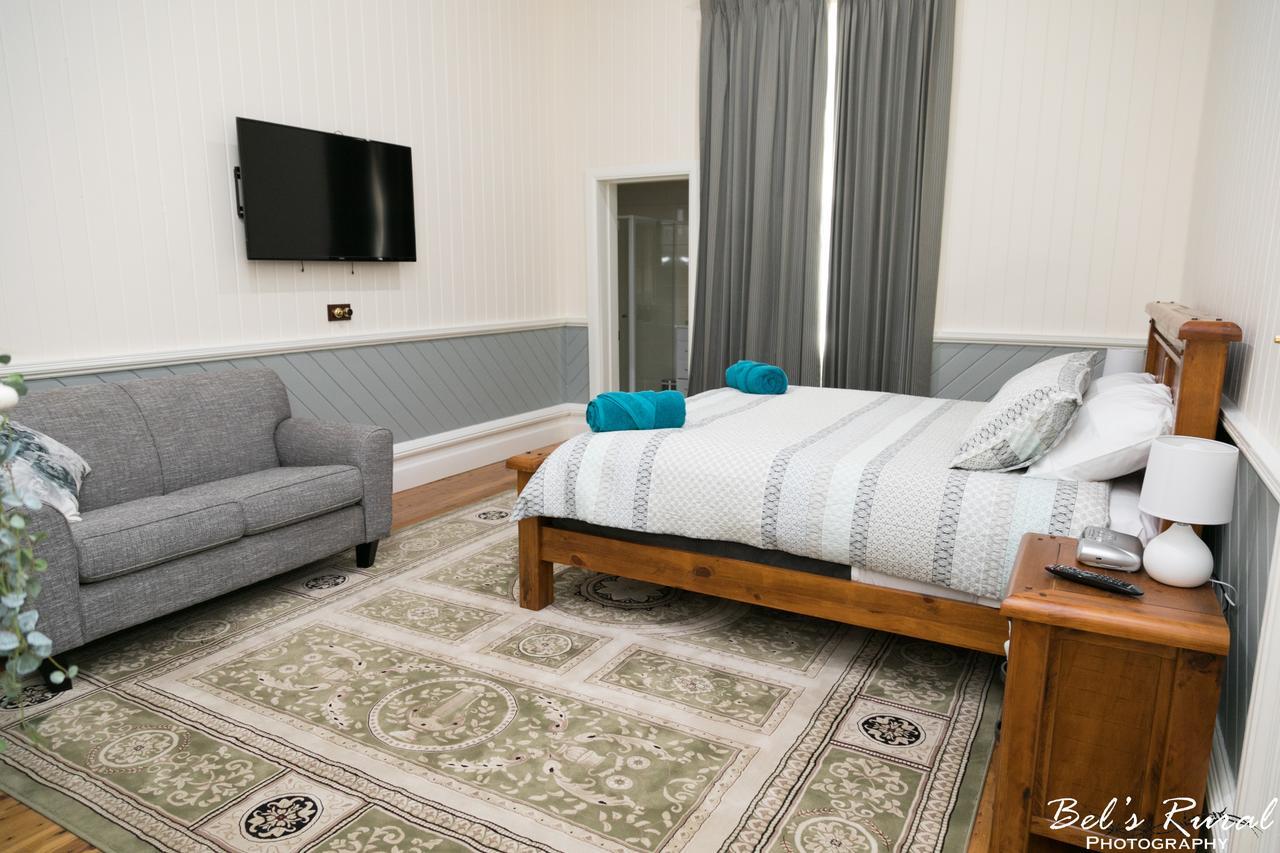 The Convent Boutique Accommodation Хэй Экстерьер фото