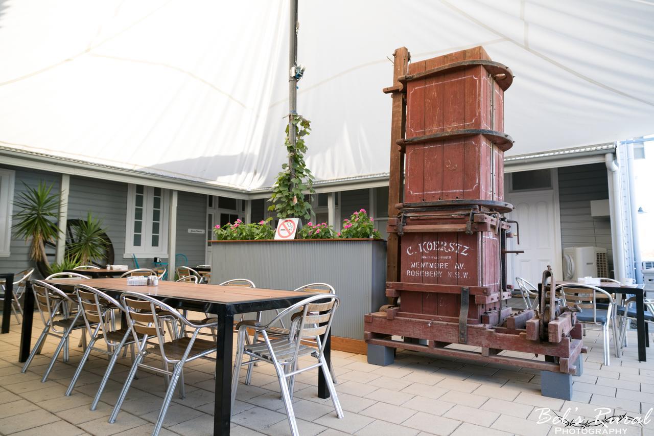 The Convent Boutique Accommodation Хэй Экстерьер фото